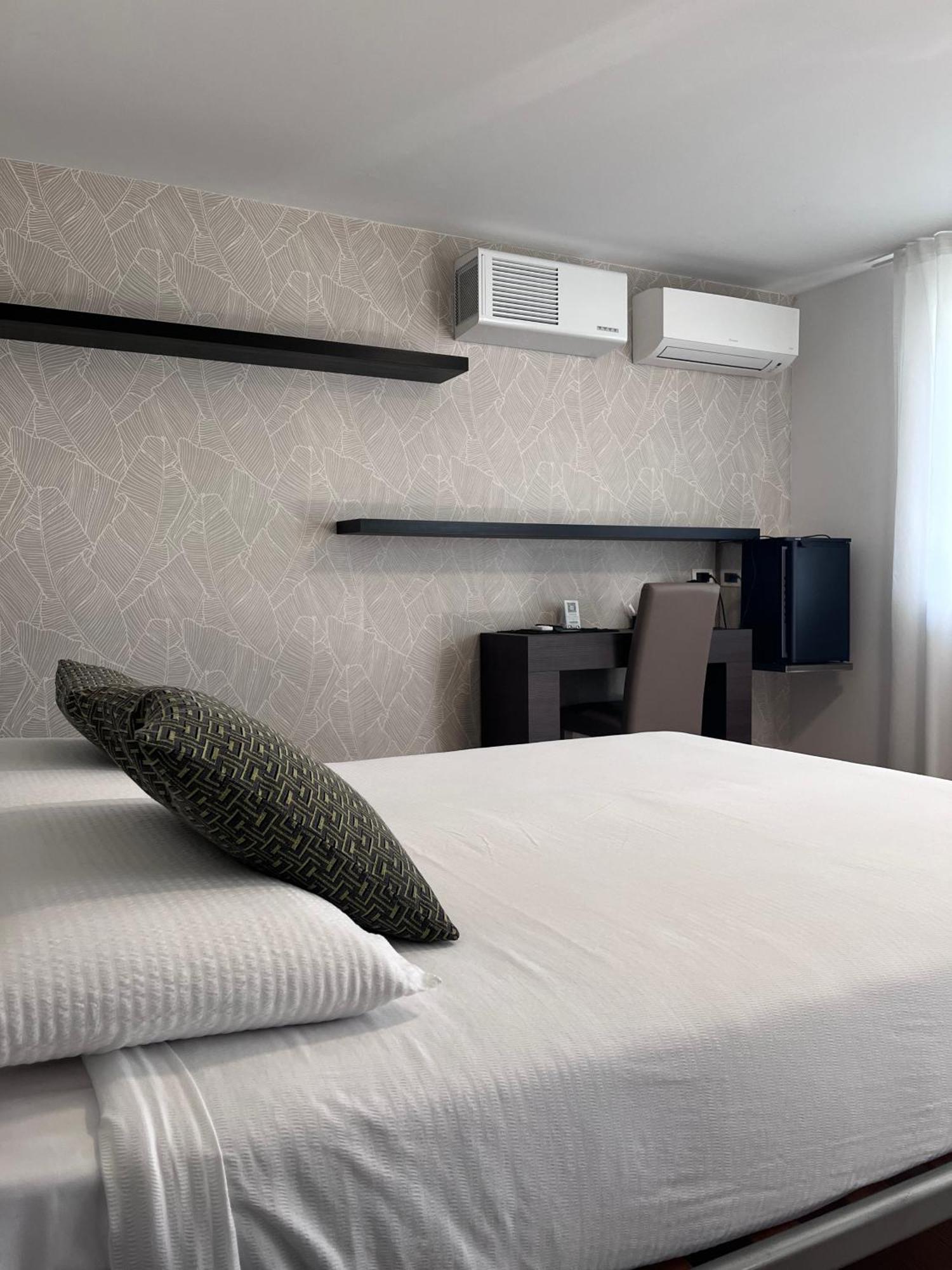 Hotel Isola 3*
