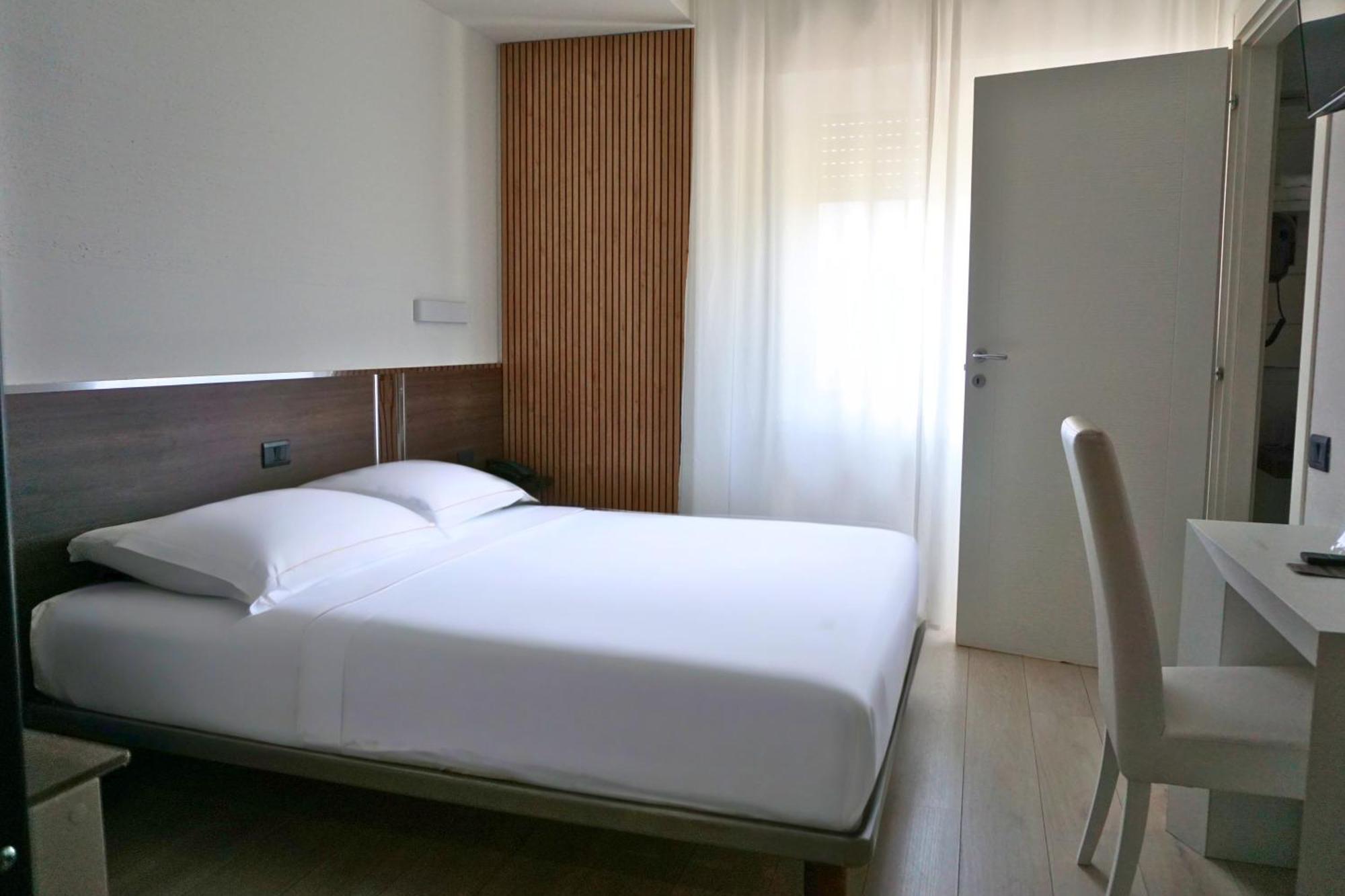 Hotel Isola 3*