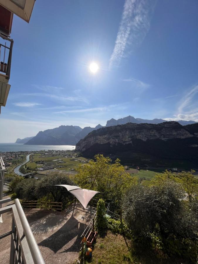 Isola 3*
