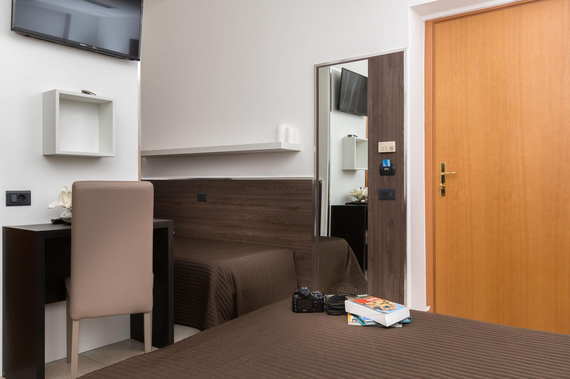 Isola Hotel Torbole Sul Garda
