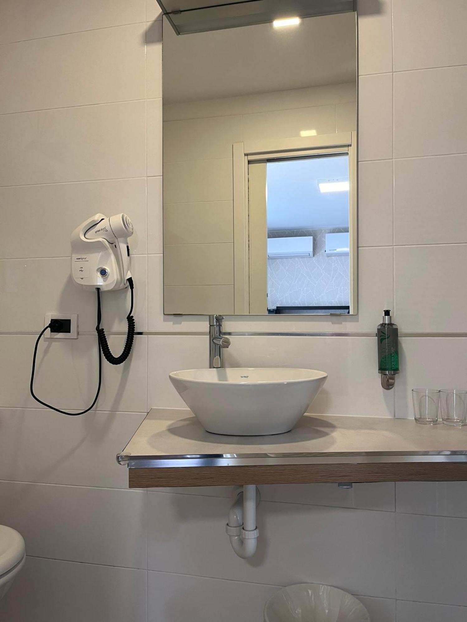 Hotel Isola Torbole Sul Garda