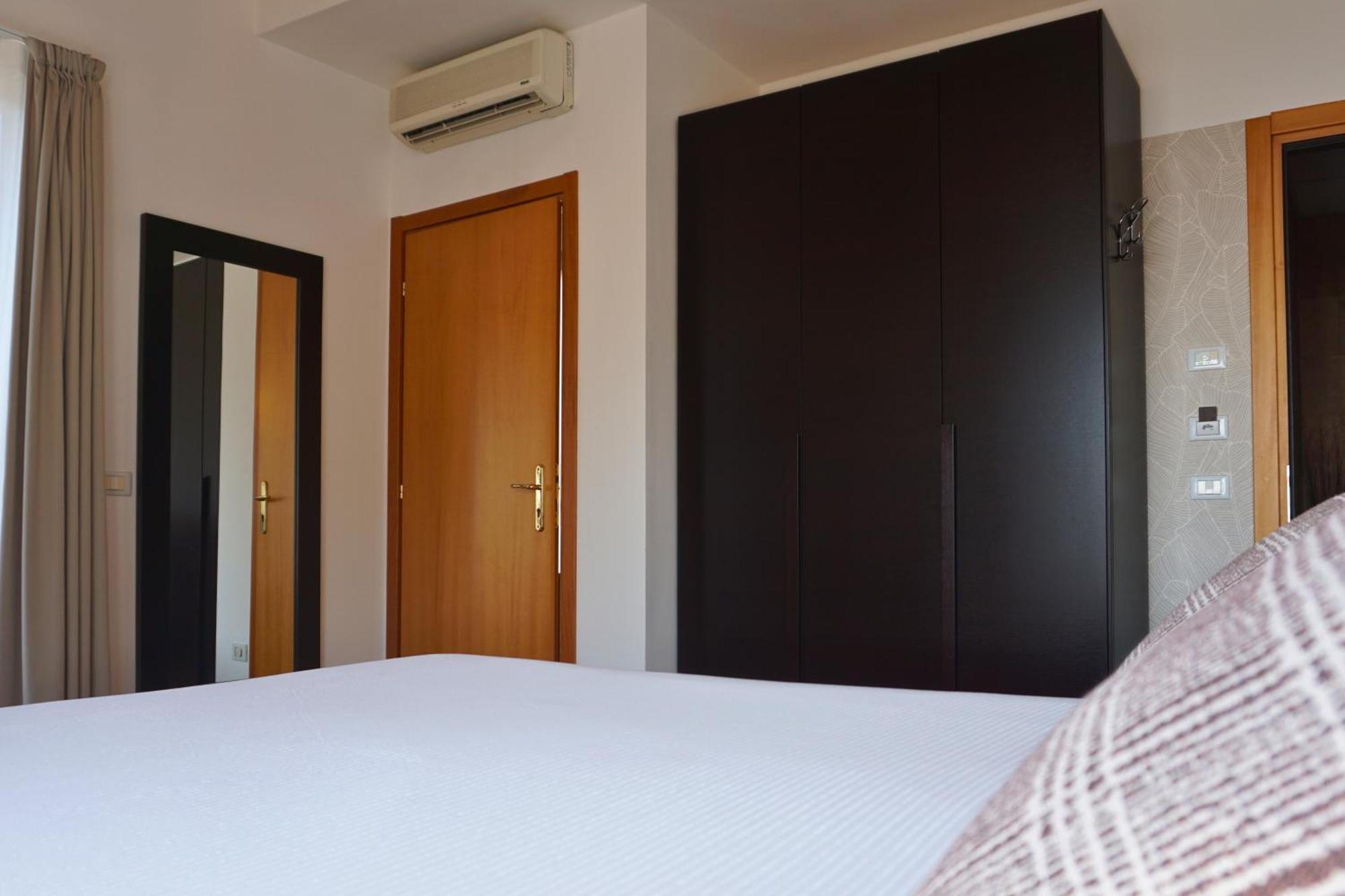 Isola Hotel Torbole Sul Garda