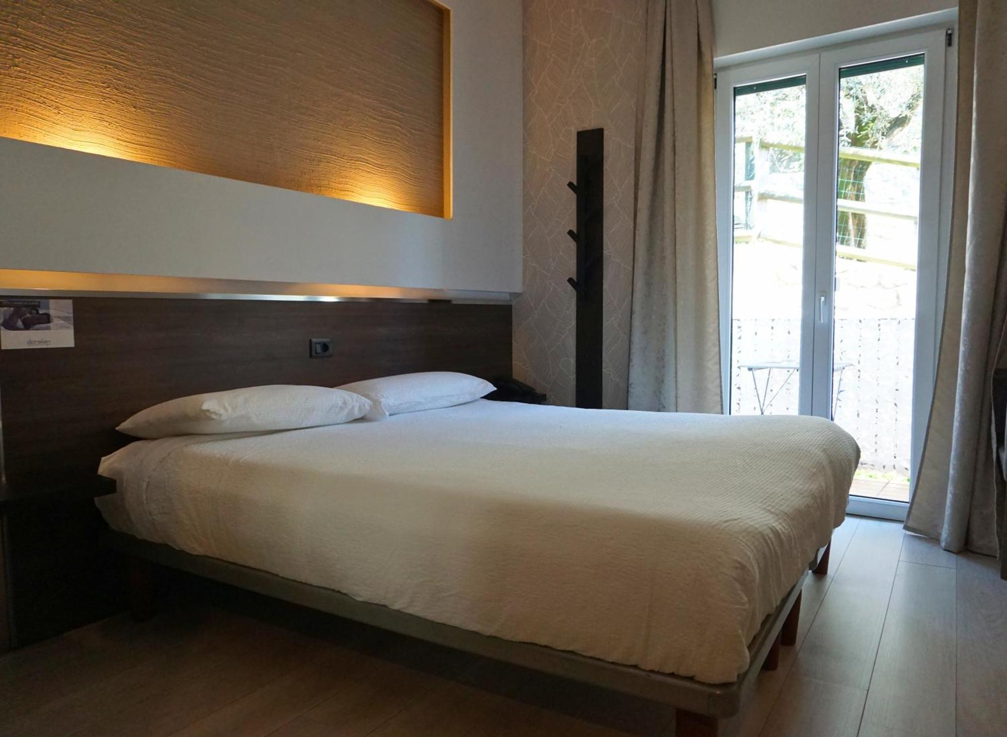 Isola Hotel